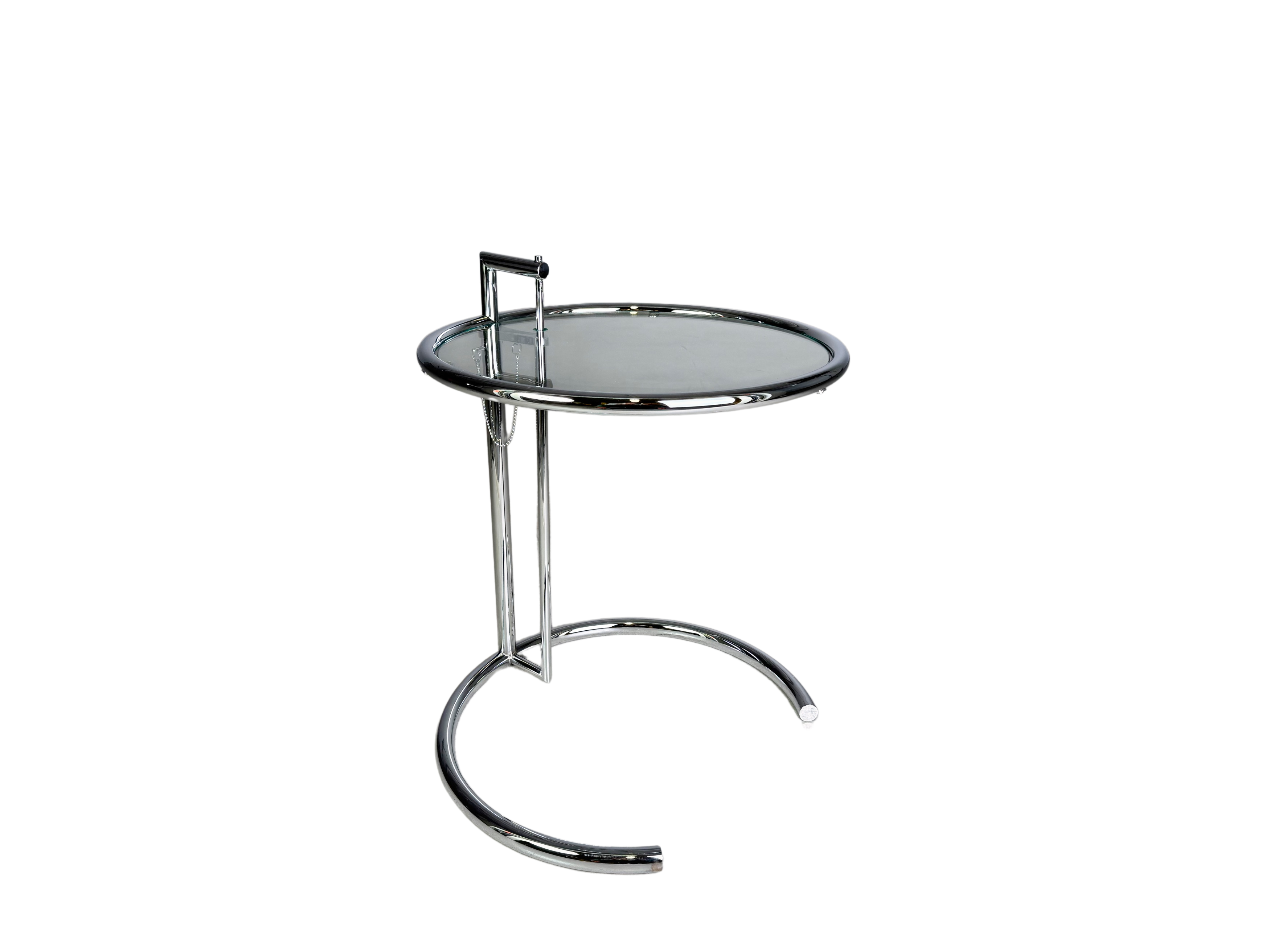 Eileen Gray E1027 Table Beistelltisch Couchtisch ClassiCon design